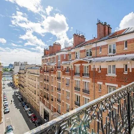 Fantin Latour - Beautiful And Bright Near Eiffel Tower Apartment *